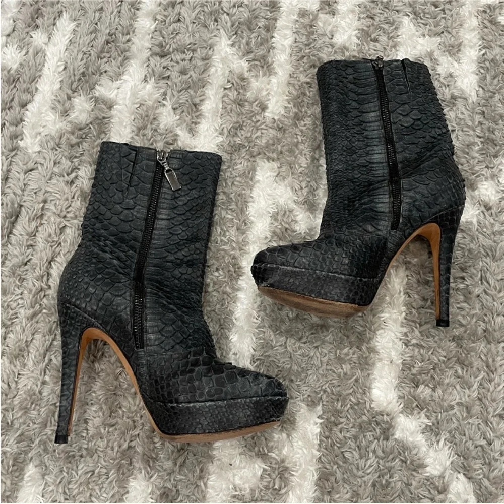 Alexandre Birman sale pair